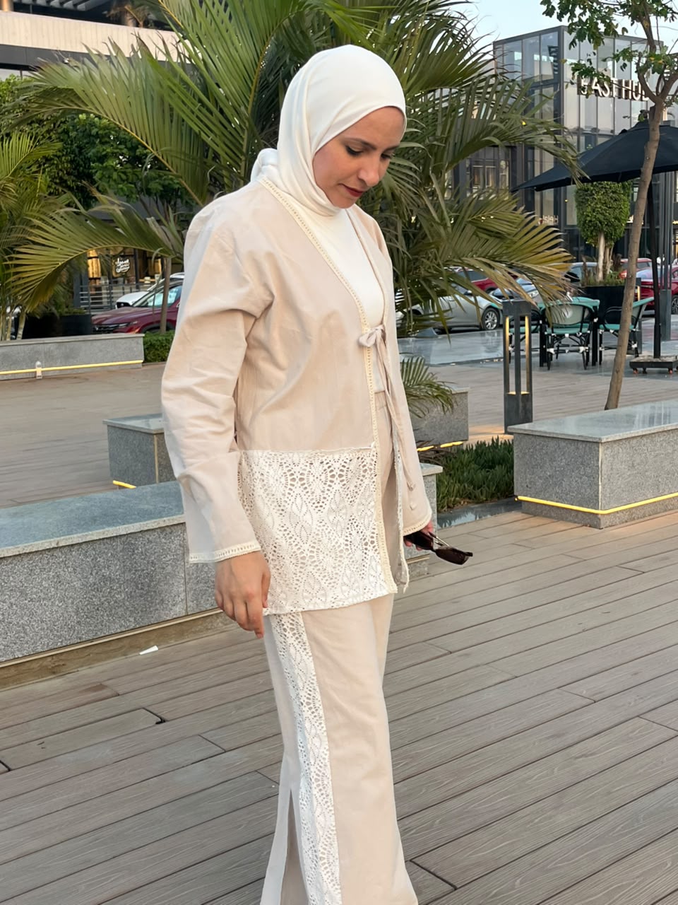 Zahra set