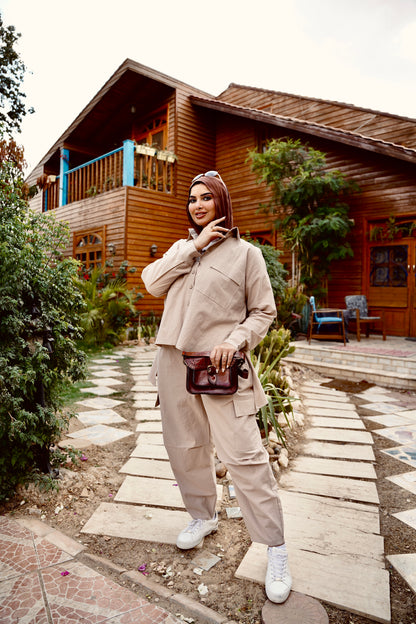 Baggy set in Cafe