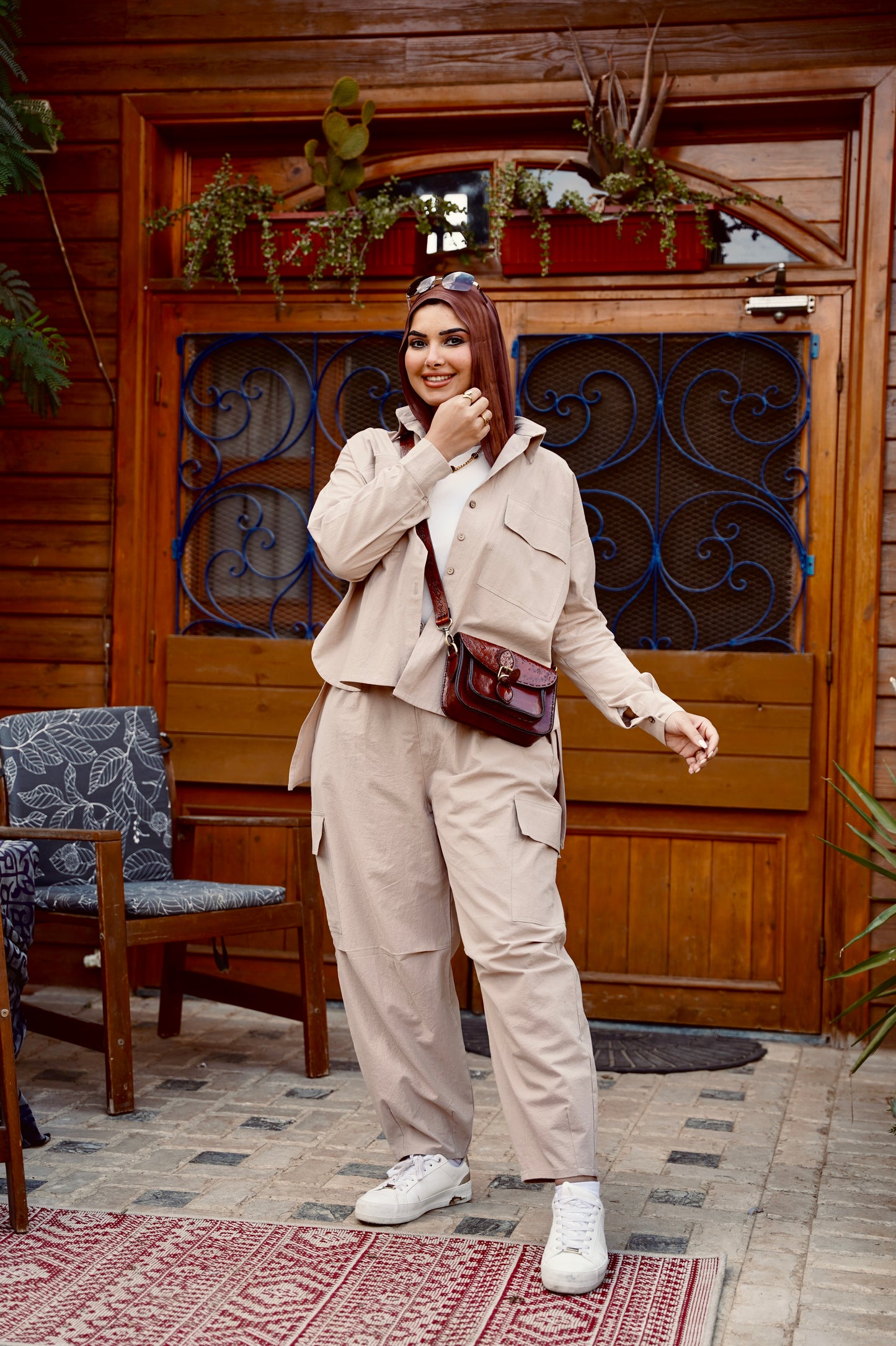 Baggy set in Cafe